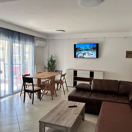 Riviera Ii Apartment