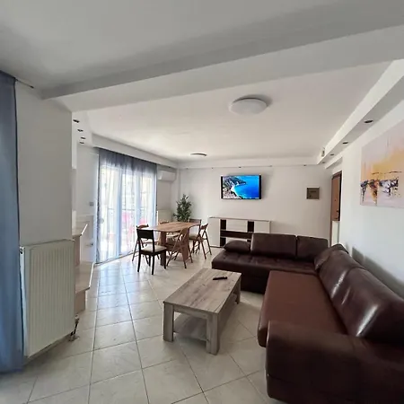 Riviera Ii Apartmán Peraía