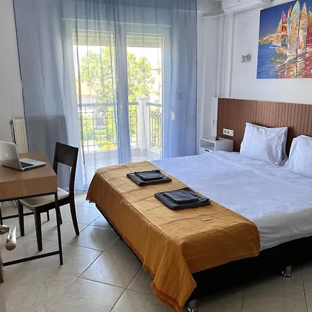 Riviera Ii * Peraía