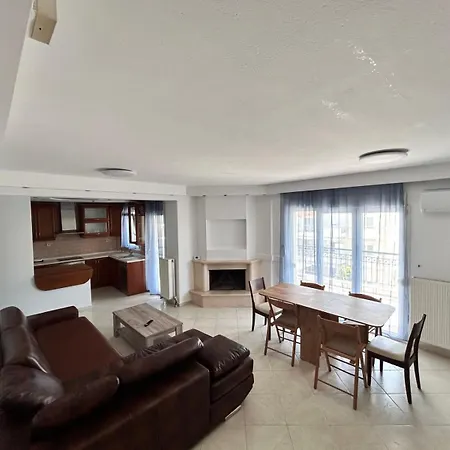 Riviera Ii * Peraía